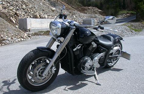 Yamaha XVS 1300 Midnight Star Dragon